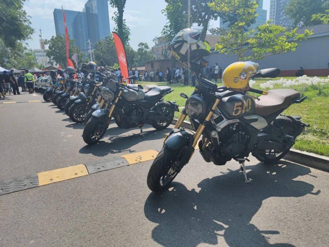 国产品牌崛起 - 北京voge无极形象店 北京旗利通州 开业_摩托车