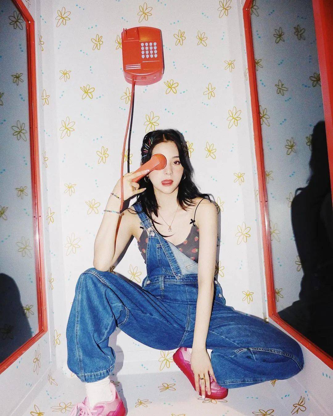Air|Jennie「渣女穿搭」火了！这身材穿 400 块球鞋真顶！还有新晋长腿球鞋女神！