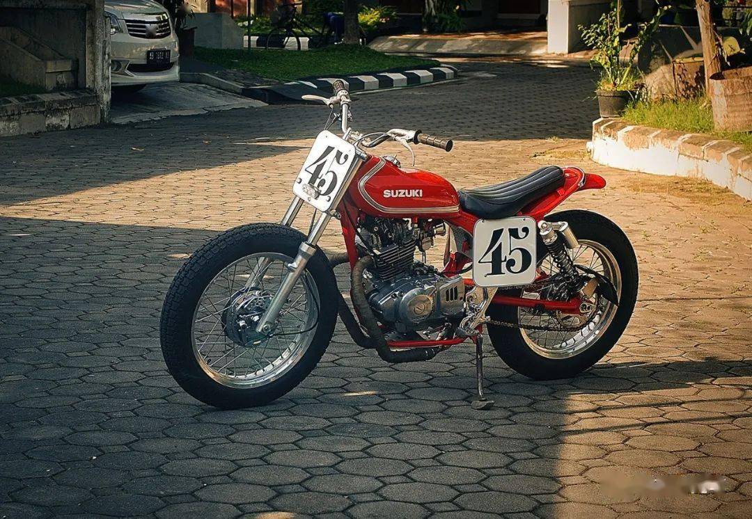 suzukign250每日一车