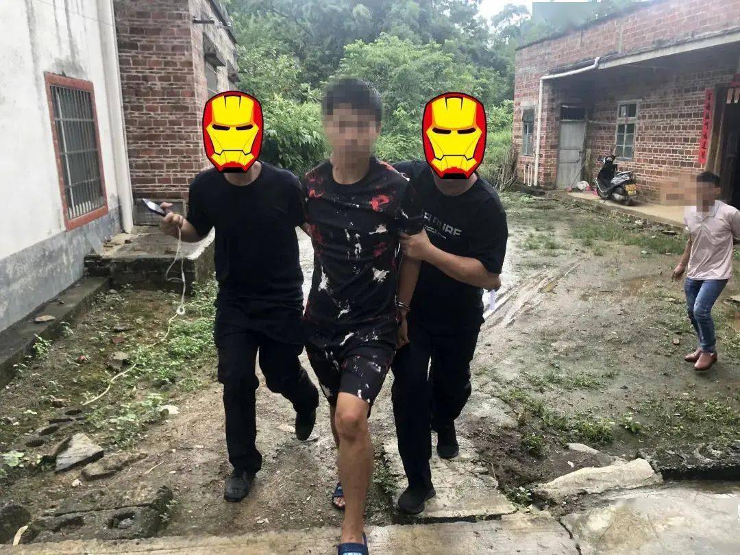 抓17人胆敢在贺州盗抢
