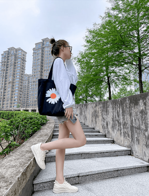 雨鞋|鬼才发明!这双雨天“淋不湿”的空调鞋,舒服得能上天!轻盈到要“起飞”,真的爽爆了