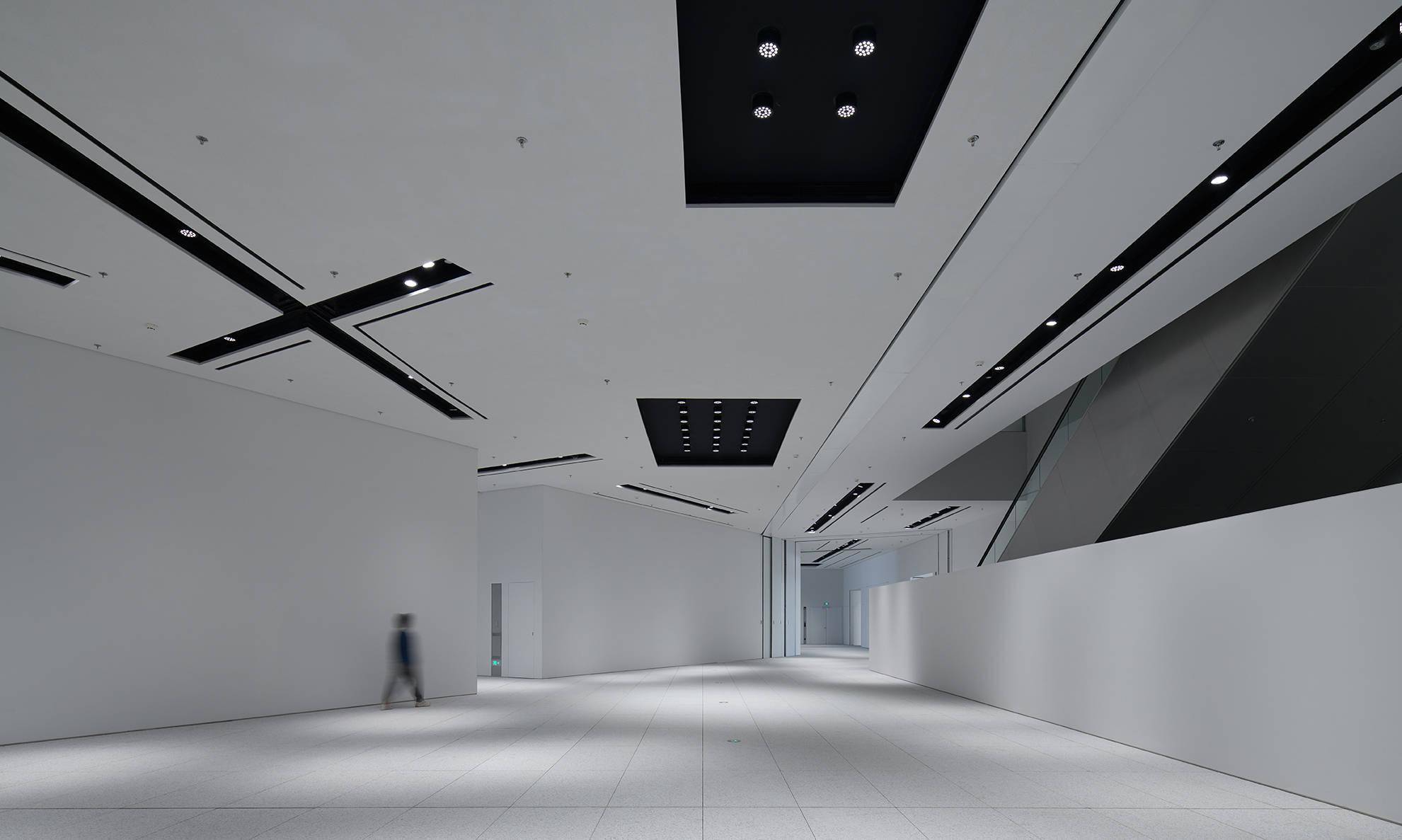 上海新建筑评论系列①浦东美术馆艺术与诗性在此打磨彼此的意义