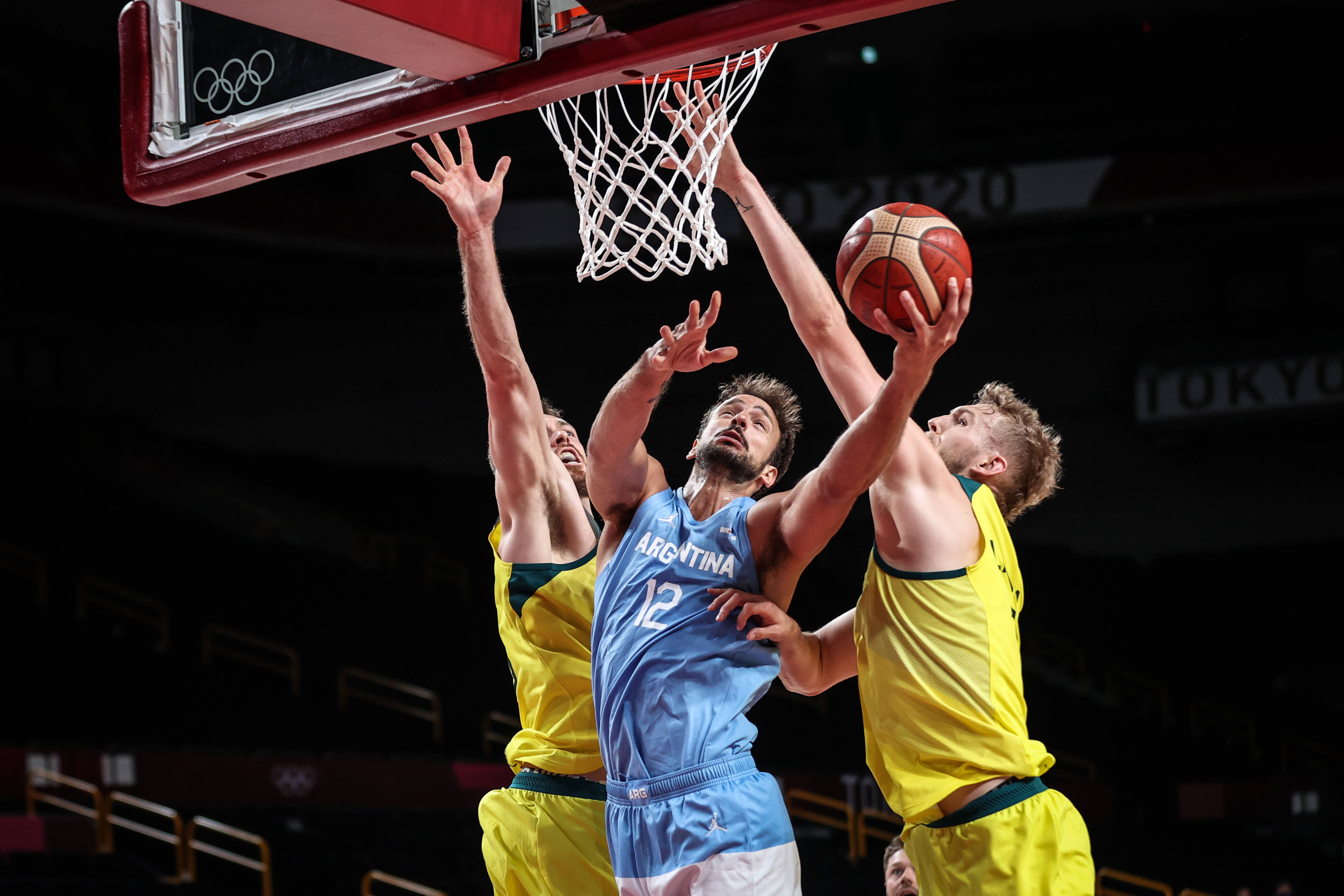 篮球——男子四分之一决赛:阿根廷不敌澳大利亚_斯科拉