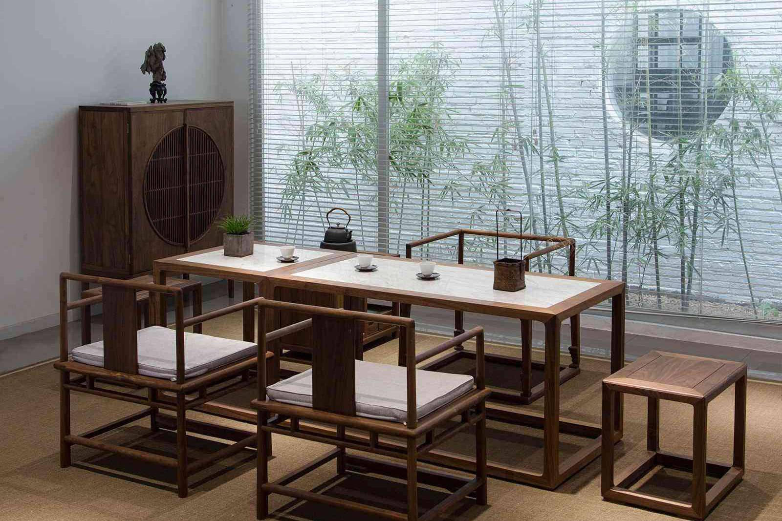 内部的装修也综合了我和设计师双方的意见.