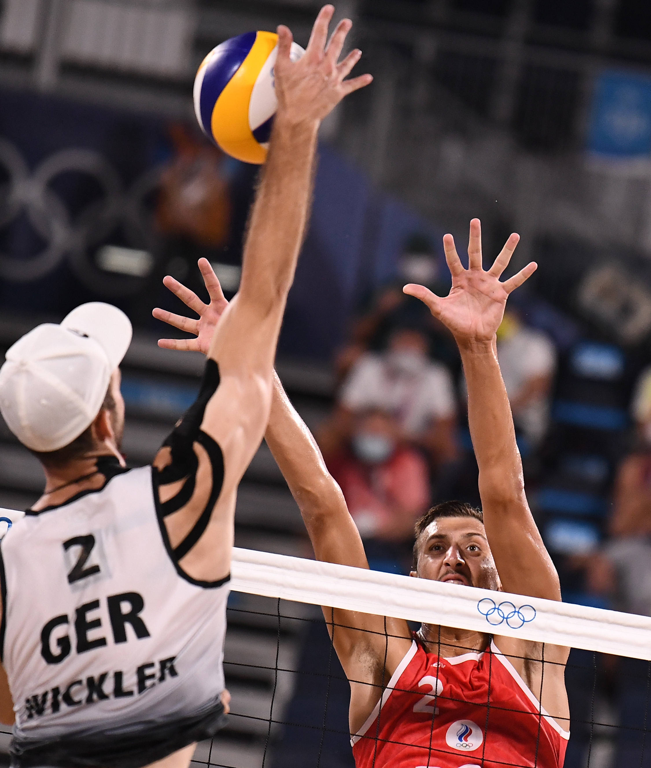 沙滩排球俄罗斯运动员晋级男子半决赛