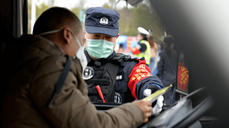 缉毒工作是怎样的体验听听缉毒民警亲身经历的热血故事