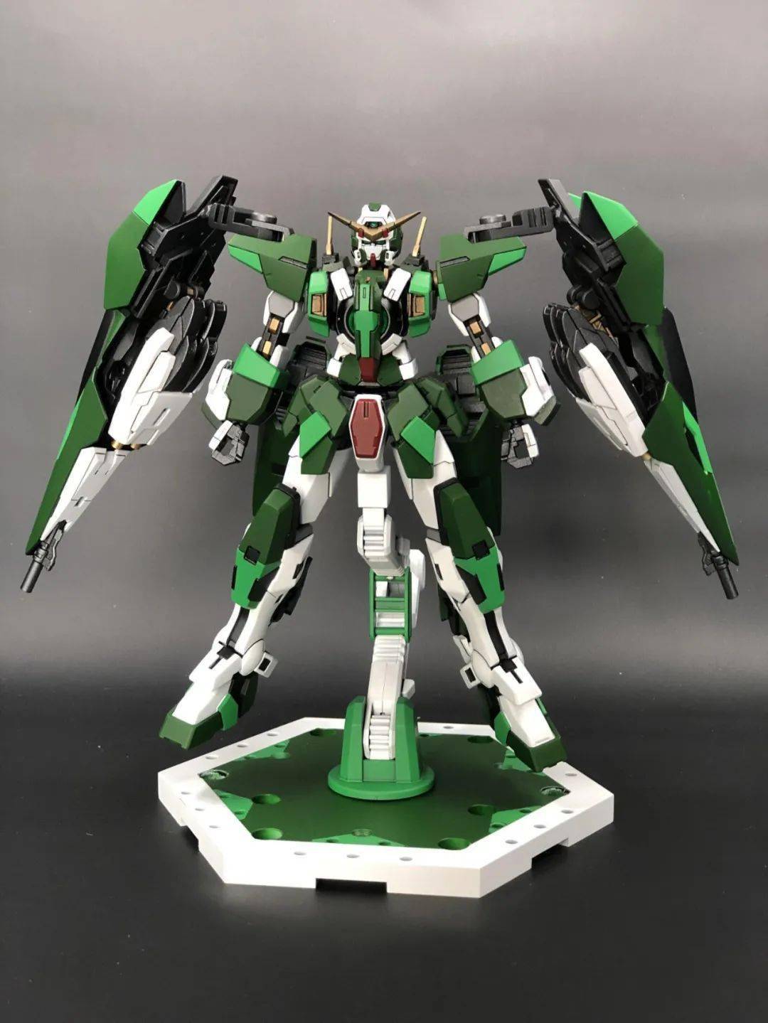 离四小强集结又近一步,核心高达力天使装甲!