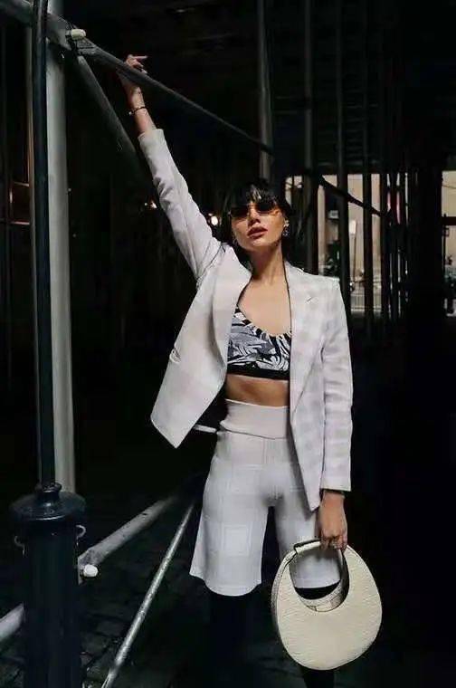 职场|人类“高质量女性”都在穿什么?