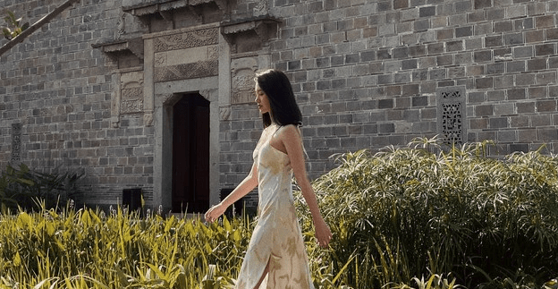 杨采钰|杨采钰，最会穿裙子人设不倒