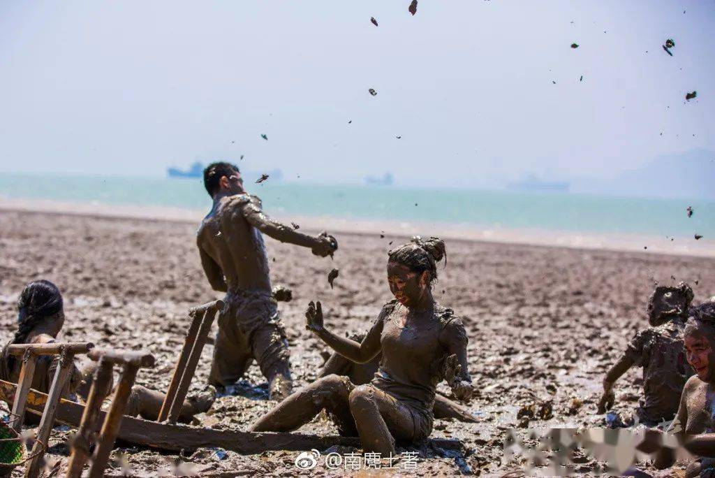 还没出三伏来蛇蟠岛露营滑泥继续浪