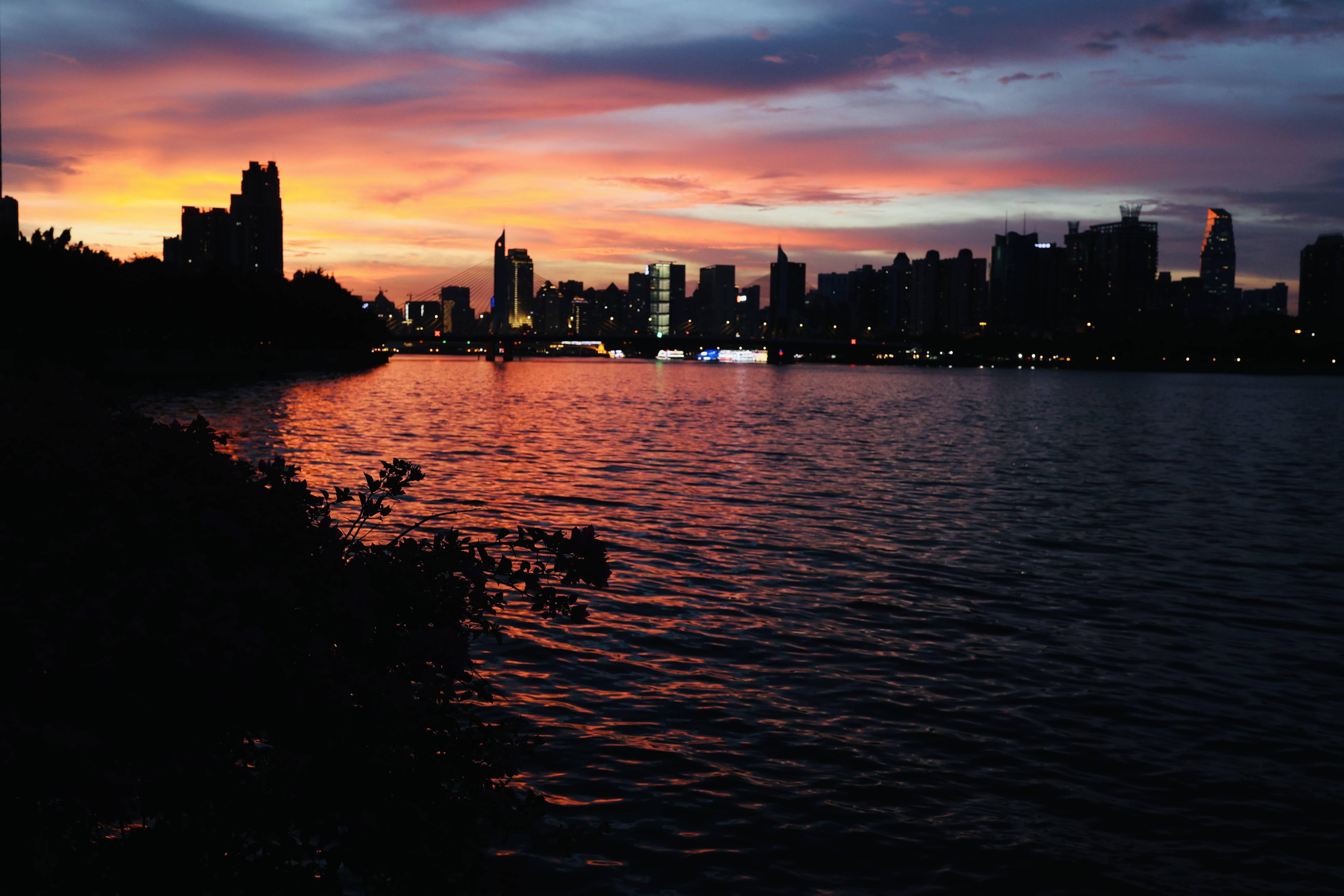 多图广州晚霞刷屏网友这是七夕预告