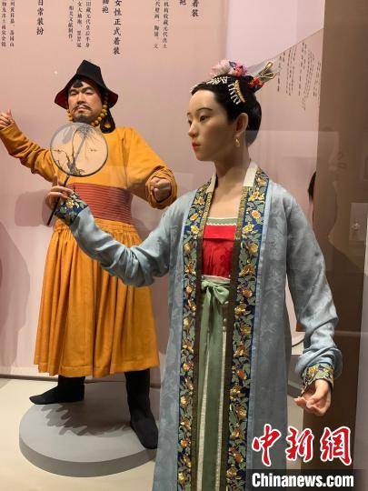 传统|穿汉服的年轻人：从热爱到职业，既是复兴也是赋新