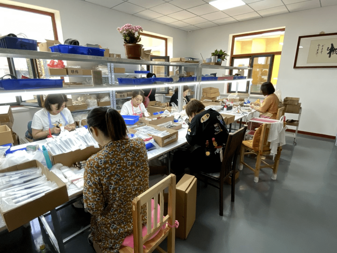 企业|取代韩国工厂,河北这个县城撑起国产化妆刷半边天