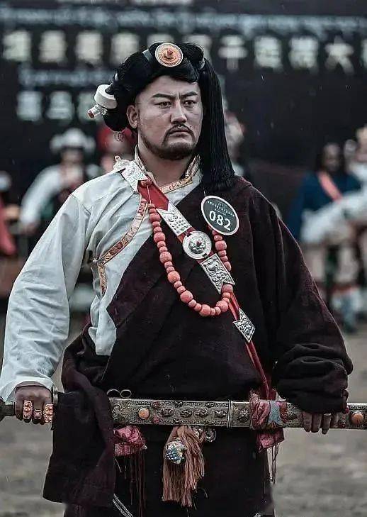 康巴汉子简谱_四川少数民族戏剧
