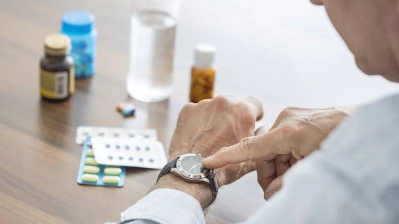 饭后服用?药物说明书上写的都是啥呀!