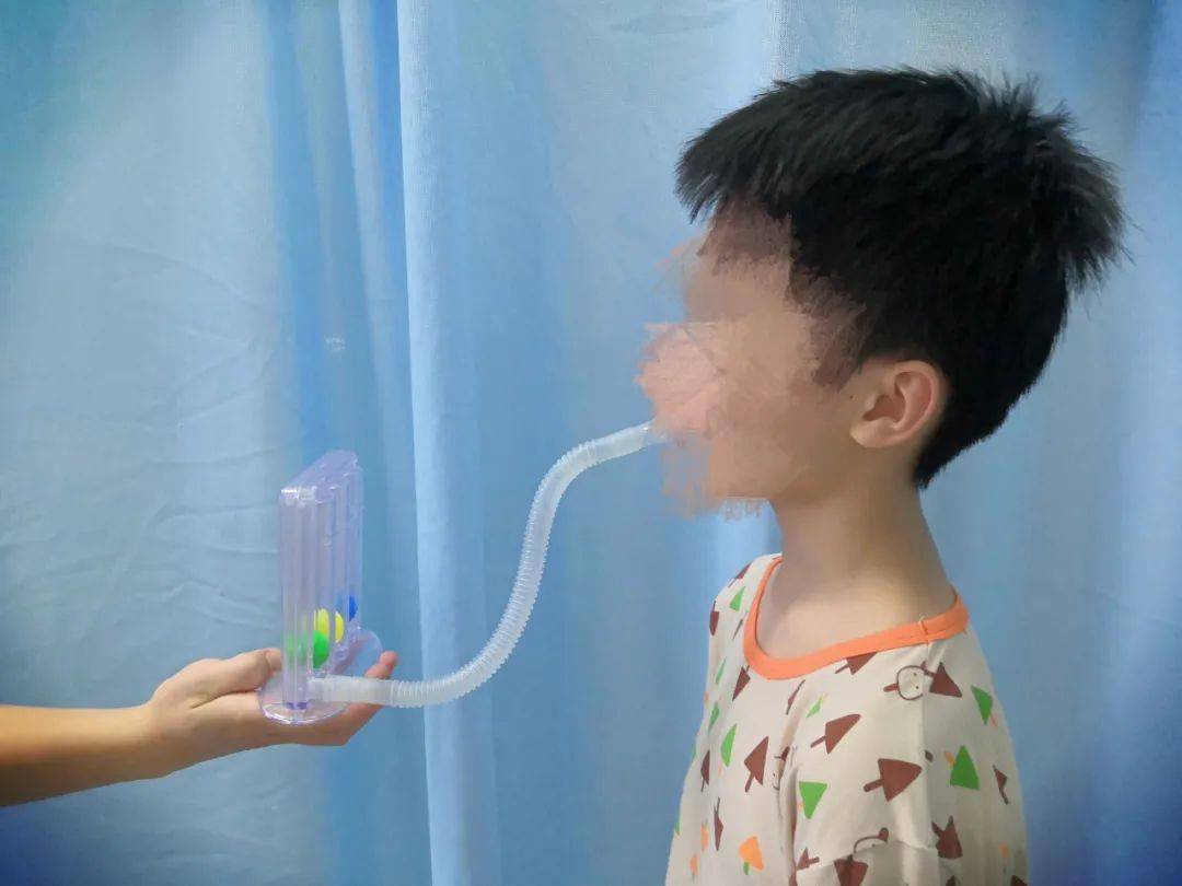 呼吸肌无力会导致运动耐力下降,咳嗽效率降低,呼吸困难,呼吸急促等