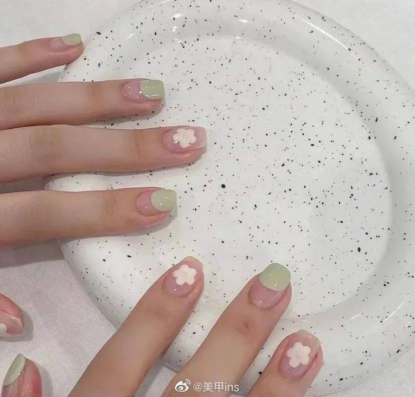 zcj|100款纯欲风“渣女美甲”！好看到爆炸，超显手白！