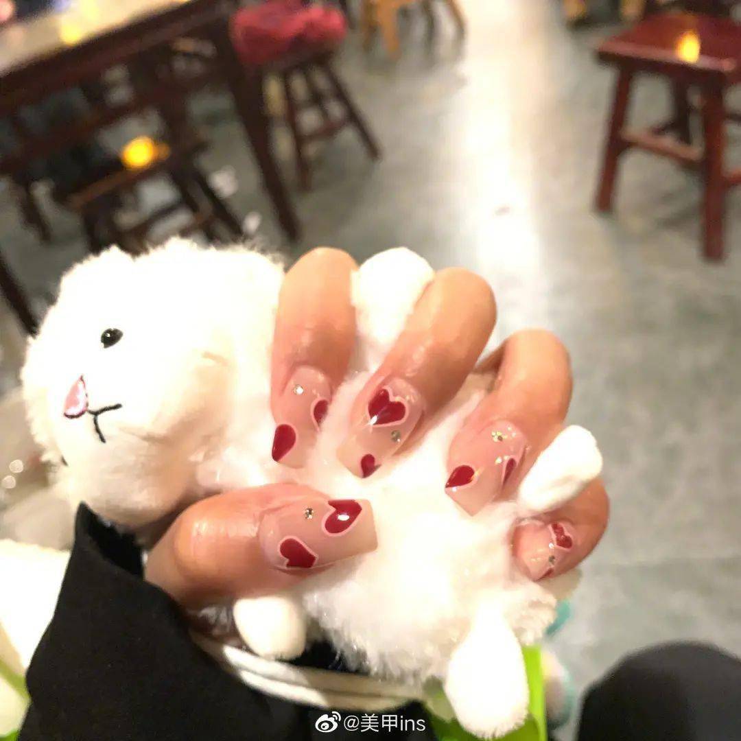 zcj|100款纯欲风“渣女美甲”！好看到爆炸，超显手白！