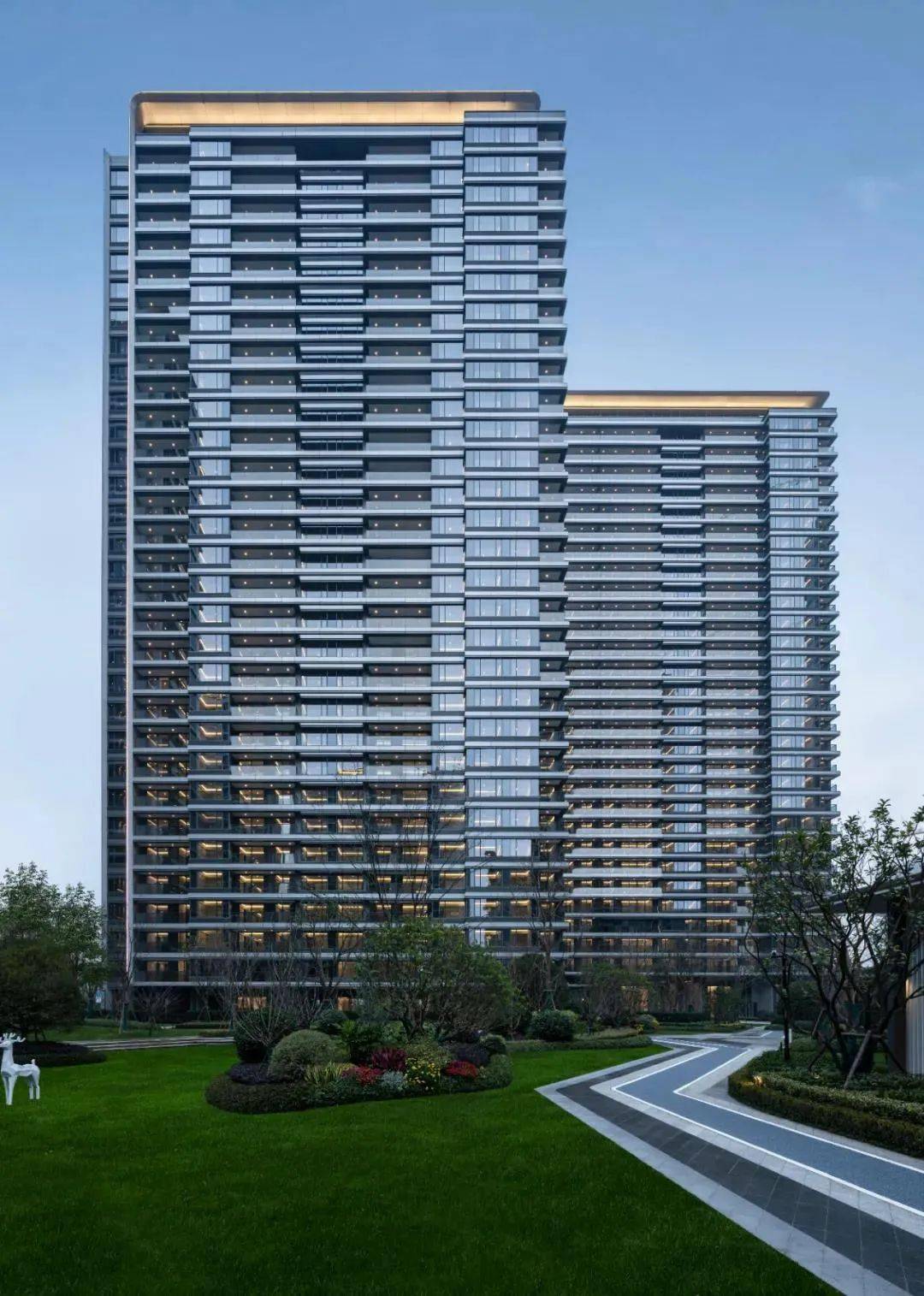 杭州壹号院333方、天空之城来了!这里有一份“顶级奥数”解题指南_亚运村