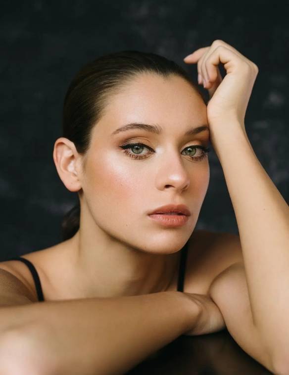 《x特遣队》葡萄牙女星美照_丹妮拉·曼希沃