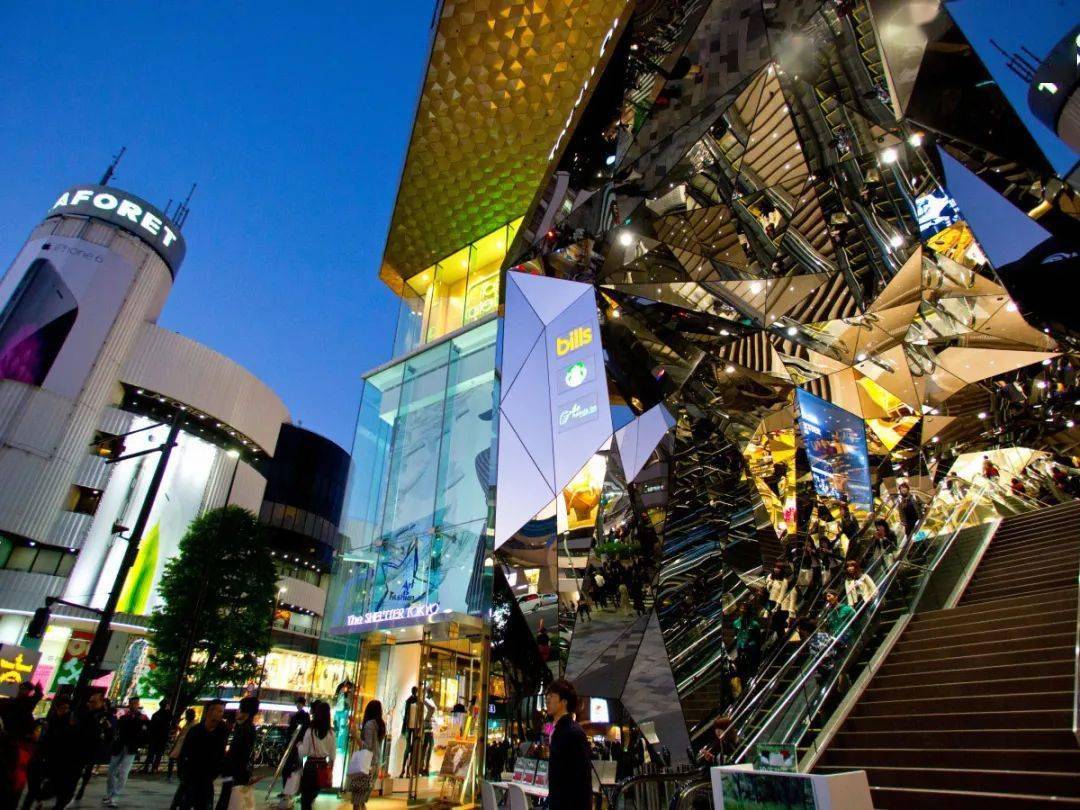 在代代木公园邂逅的不只是爱情,还可能是球鞋 …_东京