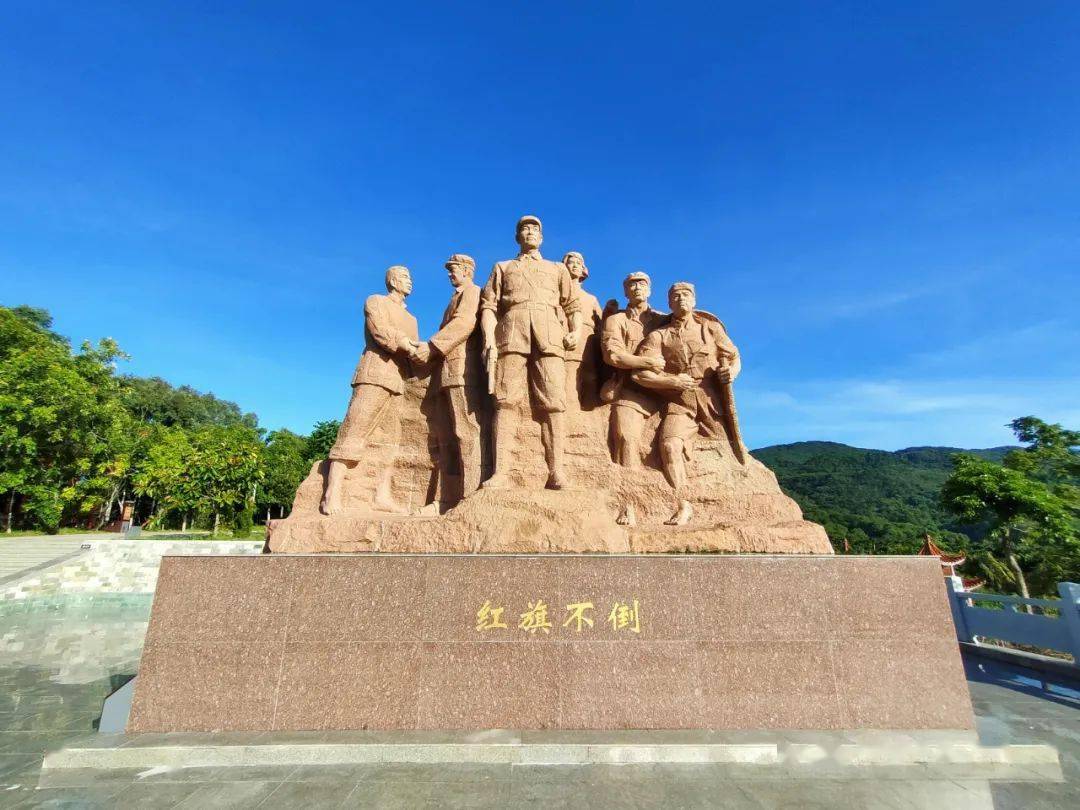 重温红色历史 传承奋斗精神_革命