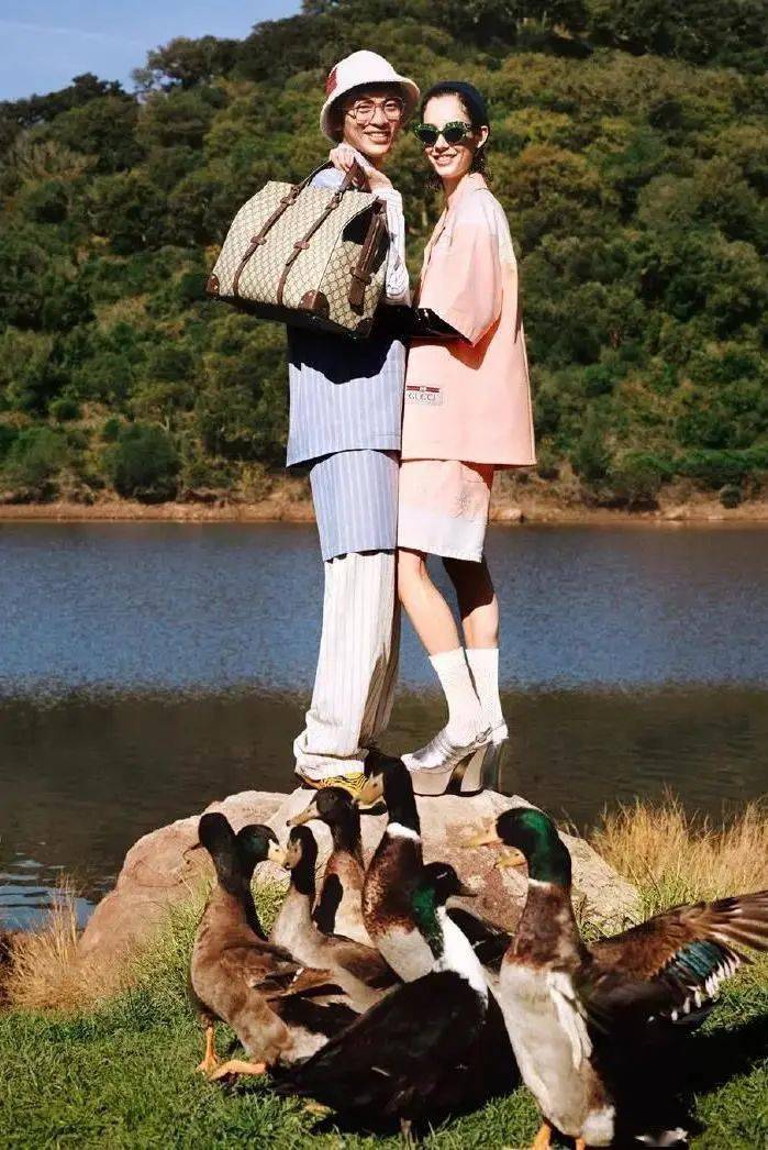 伊丽莎白·泰勒|乔晶晶于途的高甜戏，全被它抢镜了！