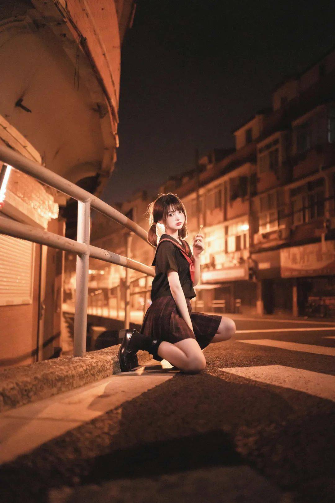 凌晨和jk少女压马路不带索尼微单alpha 7r iv怎么行