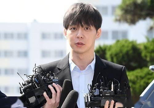 "re:cielo在与朴有天签约后并没有实际收益,因此公司代表一直通过个人