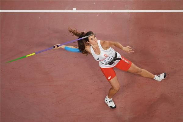 cbs:波兰女子标枪选手,东京奥运会银牌获得者玛利亚·安德烈奇克将