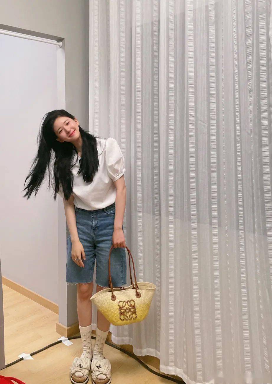 黑色|袜！这就是全身上下一秒变时髦的底色！