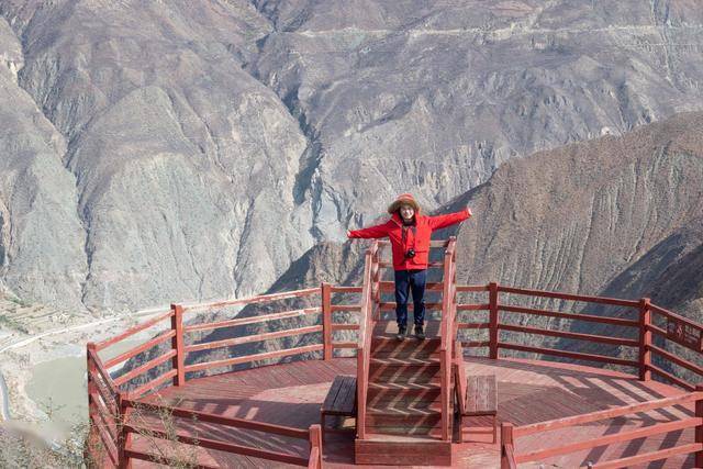 香格里拉看长江第一拐真的太壮阔了