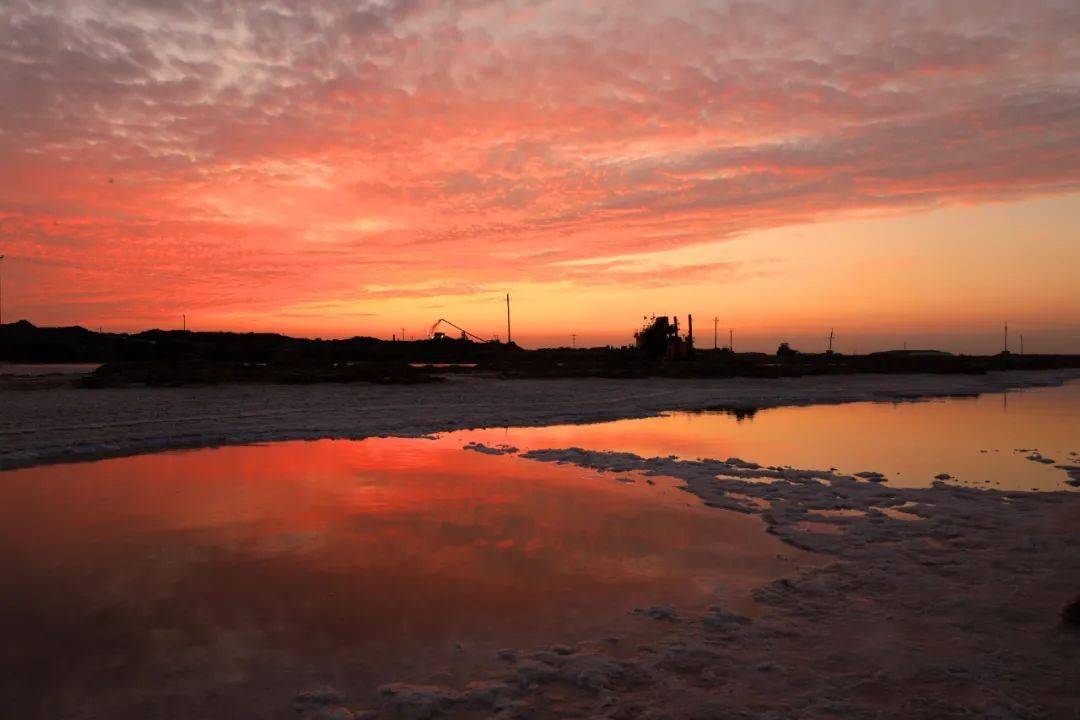 你绝对没见过，这么美的吉兰泰盐湖！！！