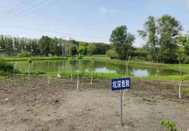 讷河市长发镇开展街长制塘长制试点 推进村庄清洁长效管理