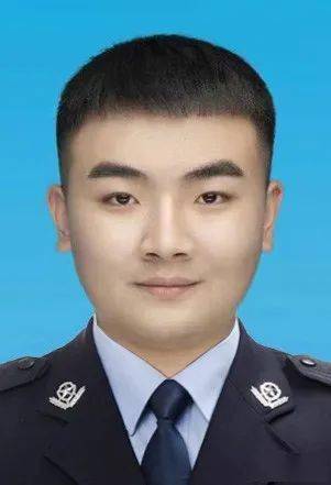 聊了三个小时,他终于打消了司机轻生的念头_王凯