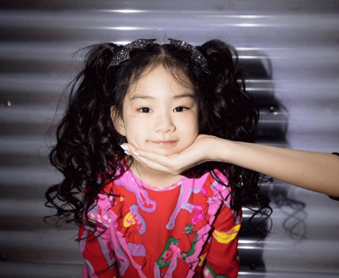 抑郁,崩溃,被嘲吃软饭,李承铉全职带娃6年后,复出全网爆红:我不止是"