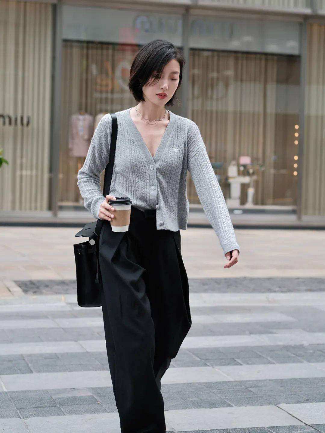 系列|将「舒适与自信」作为主打调性的 A&F，到底「型不型」？