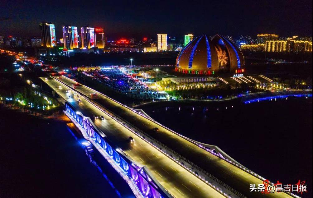 昌吉市夜景图片