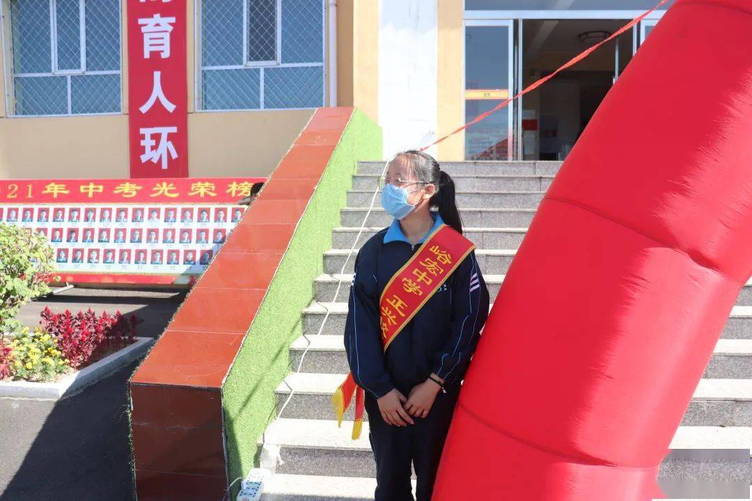 校园掠影怀仁峪宏中学正兴校区初一新生开学掠影图文