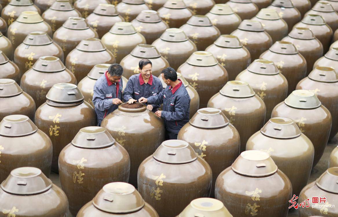 土法酿醋图片