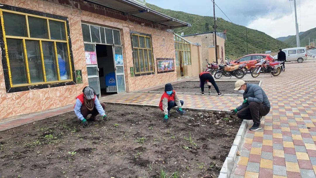 聚焦五无甘南凸显高原成色提升夏河颜值