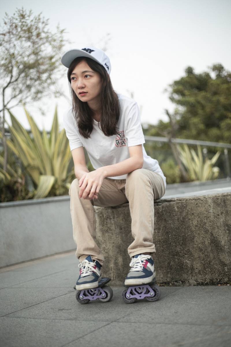 玩漂移板的广东揭阳女孩把爱好发展成职业全网获赞破千万