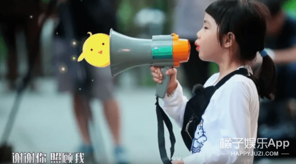 朱茵|铁汉黄贯中也有柔情时！对女儿宠爱对朱茵温柔，万幸没受渣爹影响