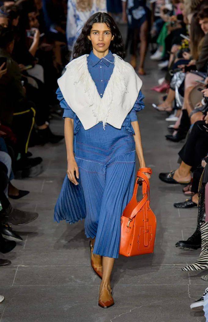 橘 蓝,这一组配色太好看了!