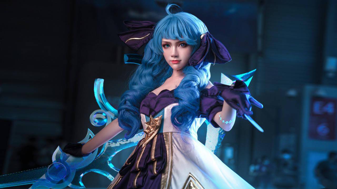 cos场照英雄联盟灵罗娃娃格温cosplay