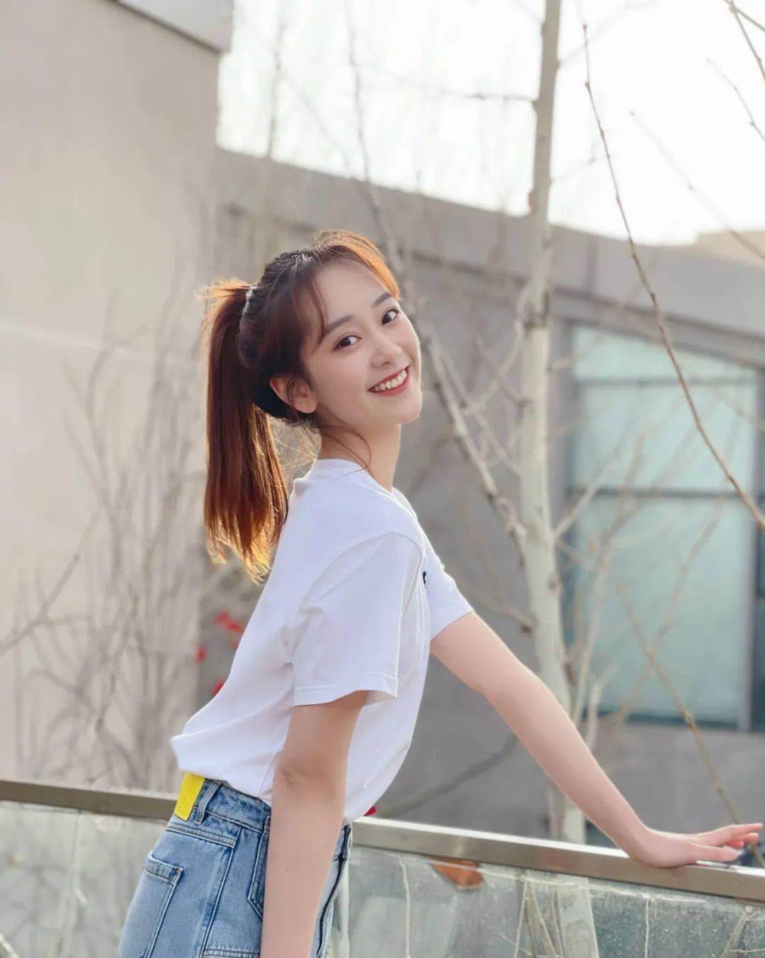 演员吴明晶努力前进的每一步hb星专访