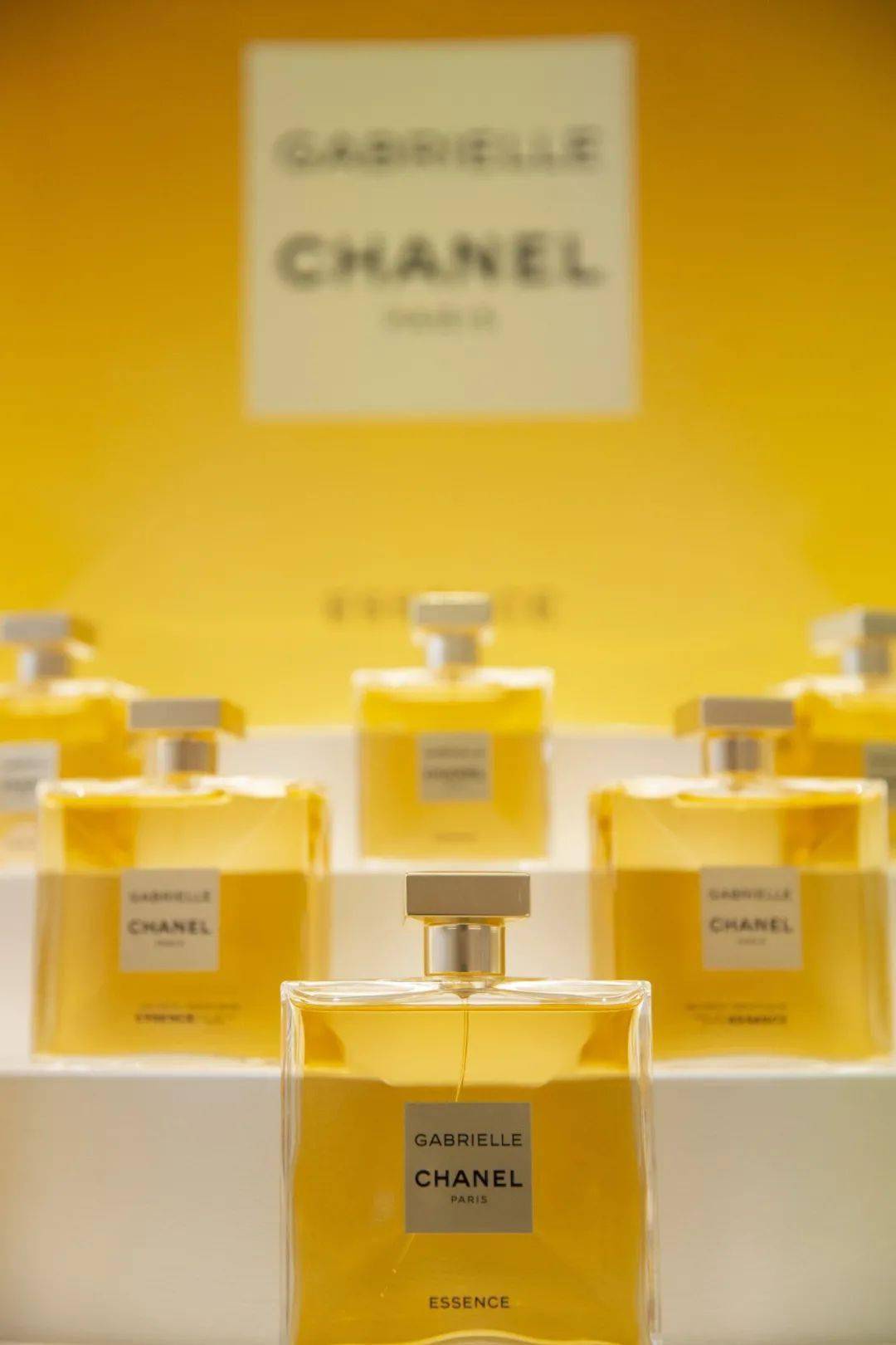 香奈儿N°5 香水欢庆100周年Chanel's iconic fragrance N°5 turns 100
