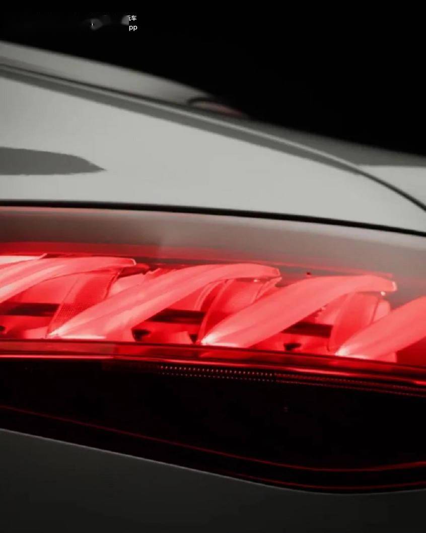 奔驰eqe即将亮相3d尾灯让灯厂自叹不如