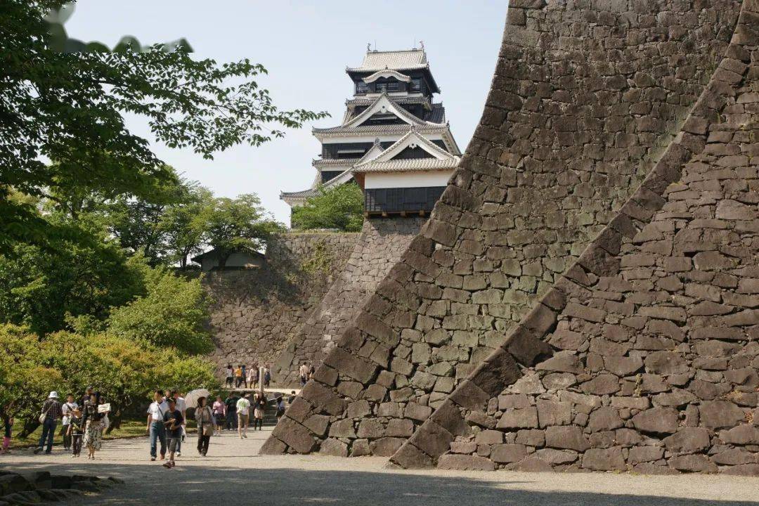 日本三大名城之一的熊本城時隔5年重開天守閣已經修復完成