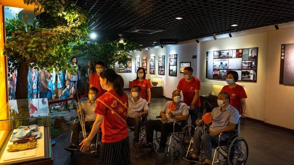 岱山县残联机关党支部开展六个一主题党日活动